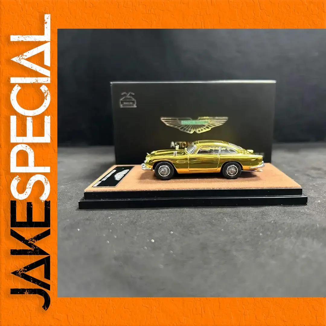 Gold Aston Martin DB5 1:64 Diecast Model 1 Gold Aston Martin DB5 1:64 Diecast Model