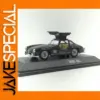 Die-Cast Benz 300 SL Model, 1:43 Scale