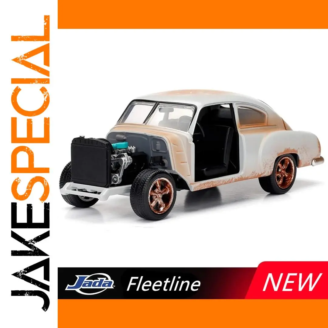 Vintage 1/24 Scale Alloy Sports Car Model 1 Vintage 1/24 Scale Alloy Sports Car Model