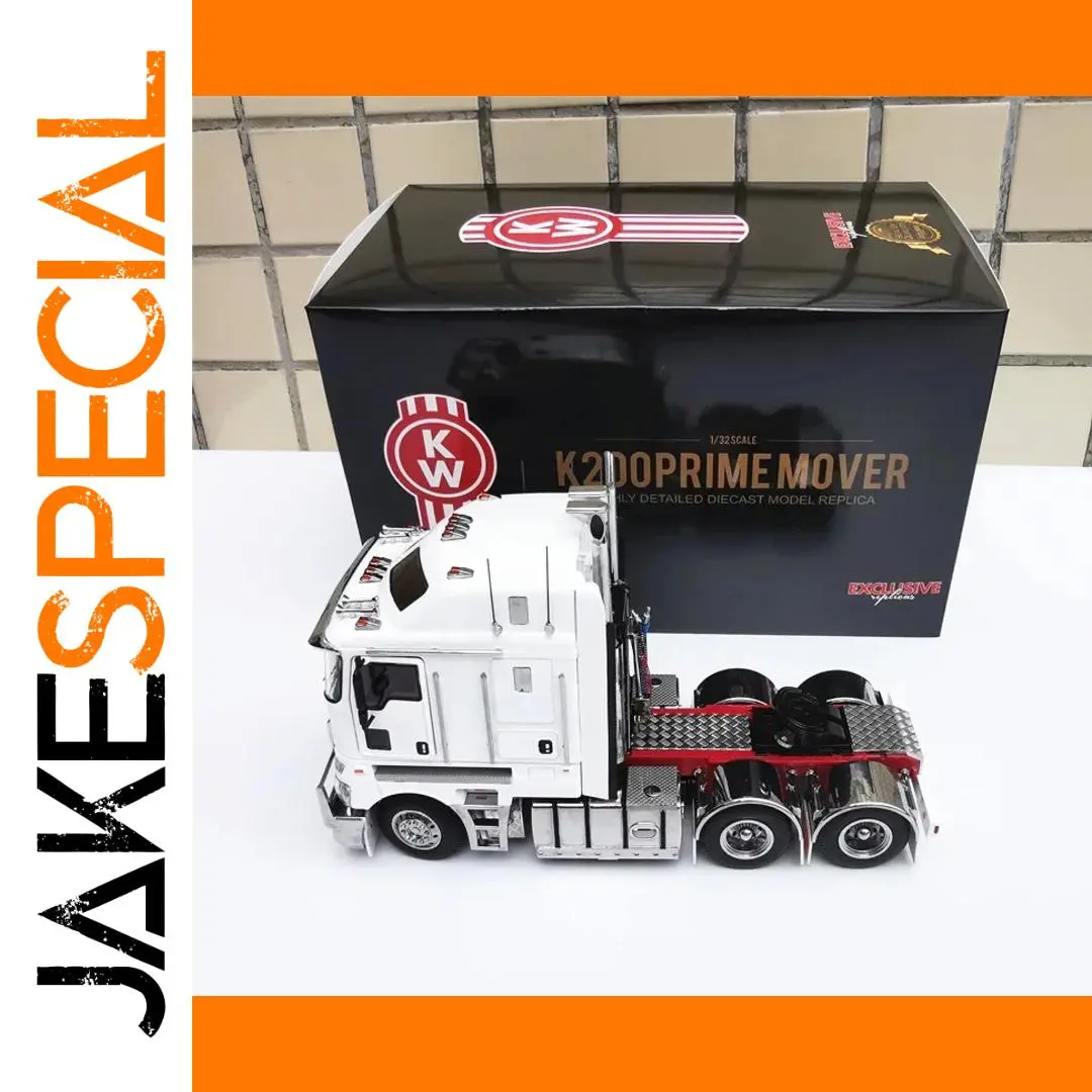 Kenworth K200 1:32 Scale Diecast Model 1 Kenworth K200 1:32 Scale Diecast Model