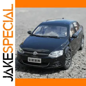 1:18 Scale Diecast Modern Sedan Model