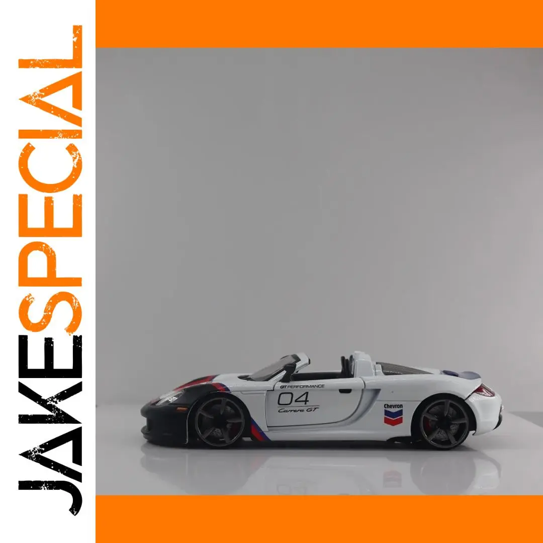 MAKEDA 1:24 Porsche Carrera GT Diecast Model 1 MAKEDA 1:24 Porsche Carrera GT Diecast Model