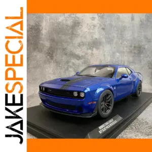 Vibrant Blue 1:18 Scale Dodge Challenger R/T Scat Pack