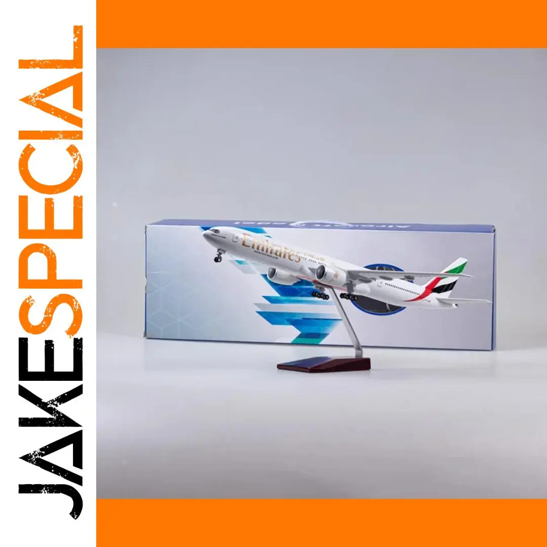 Boeing 777 Dreamliner 1/157 Scale Model 1 Boeing 777 Dreamliner 1/157 Scale Model