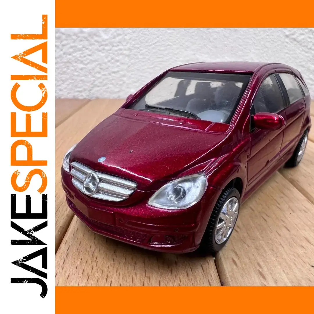 1:43 Vintage Mercedes-Benz B-class Model 1 1:43 Vintage Mercedes-Benz B-class Model