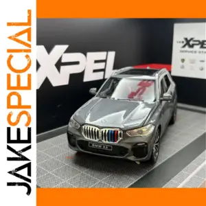 1:24 BMW X5 SUV Diecast Model for Collectors