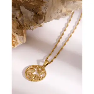 Stainless Steel Nautical Shell Necklace 7 A02edf9fafc4c4c8d9c26519817dce4e3q