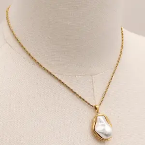 A0380826ef4f34963954c8a43e44d6d3dS