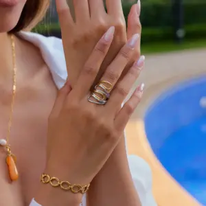 A26b8a0761b8c4080b753bb1c963e5b68y