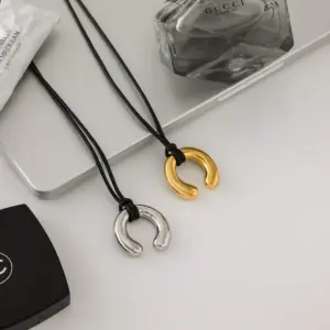 Stainless Steel Gold Horseshoe Necklace 12 A2ed7937cd70943239723685db19e3accK