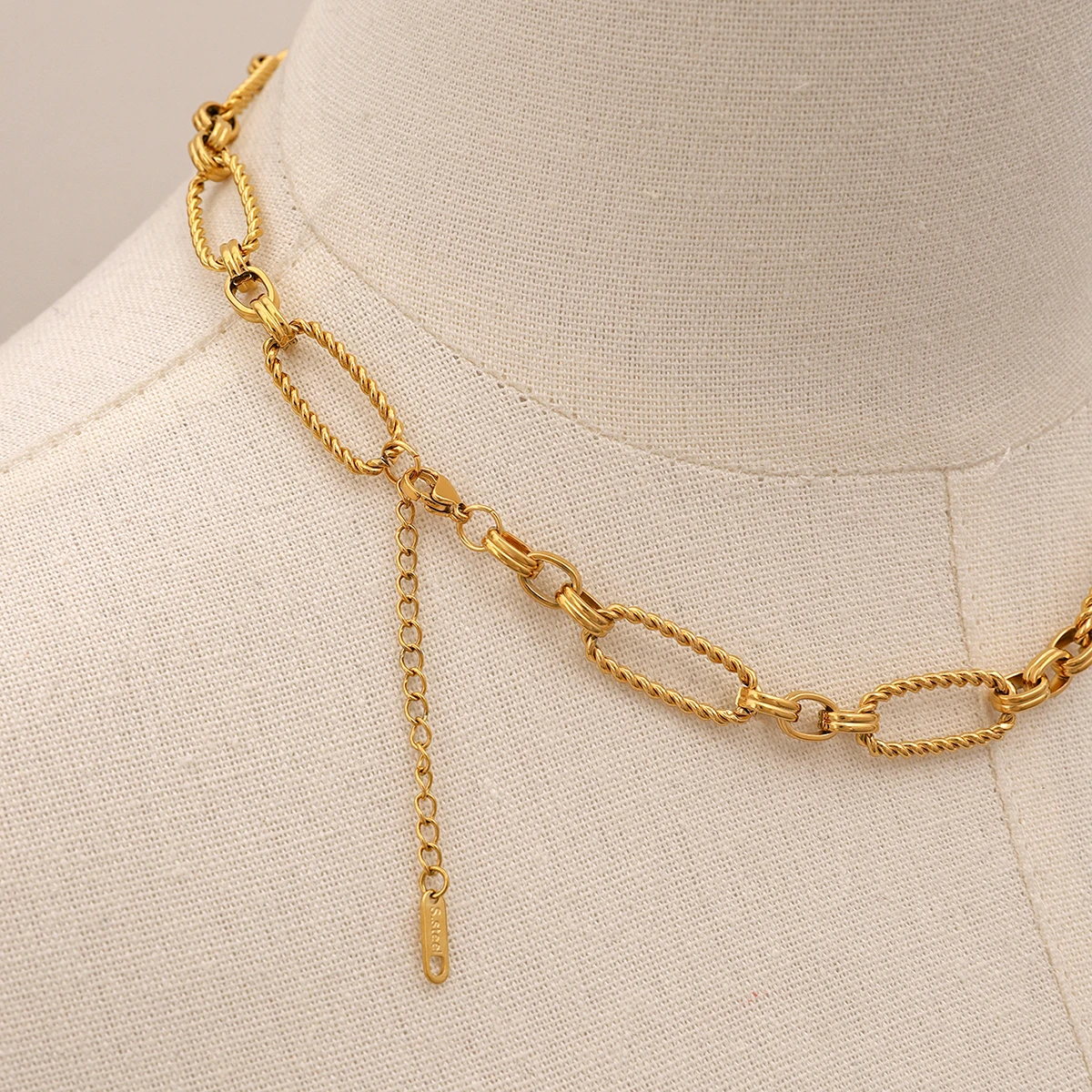 Stainless Steel Gold Necklace 47+5cm for Women 4 Stainless Steel Gold Necklace 47+5cm for Women - Image 4