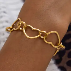 Gold Stainless Steel Heart Bracelet JDB0307022