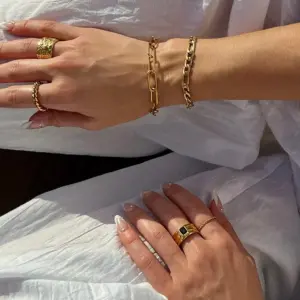 A7bdba51b37424953ba2fd1656a37ecdbw