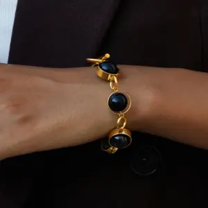 A8a29f817b0654d53897d8e5796f7e715r