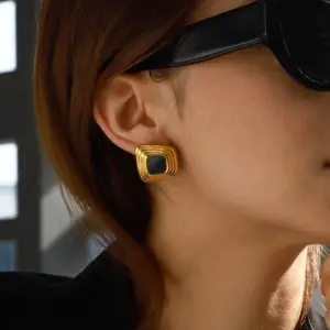 A8fec7e79666c4ad69e515695e75bdf71V