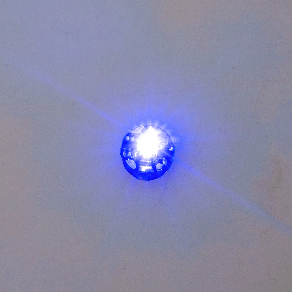 Magnetic Control LED Lamp for Creative Projects 3 Magnetic Control LED Lamp for Creative Projects - Image 3