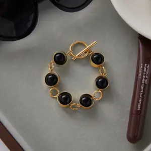 A9a42bf47f1844cc297527b4014af01dfj