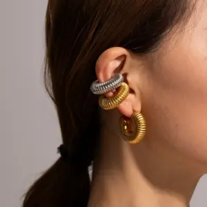 Aa0cdcb40c51e4ff6821942603f25f178h