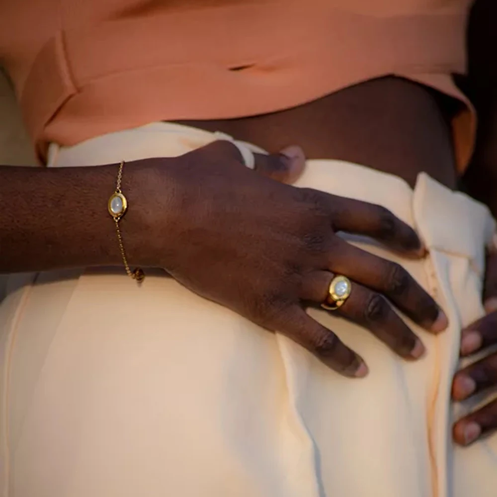 Stainless Steel Mother-of-Pearl Jewelry Set 4 Stainless Steel Mother-of-Pearl Jewelry Set - Image 4