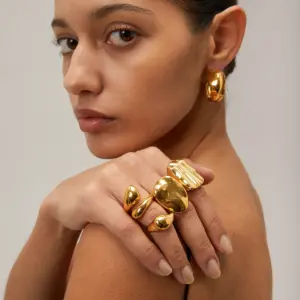 Aa6341fab11b5413193789a35d07a7512t 1