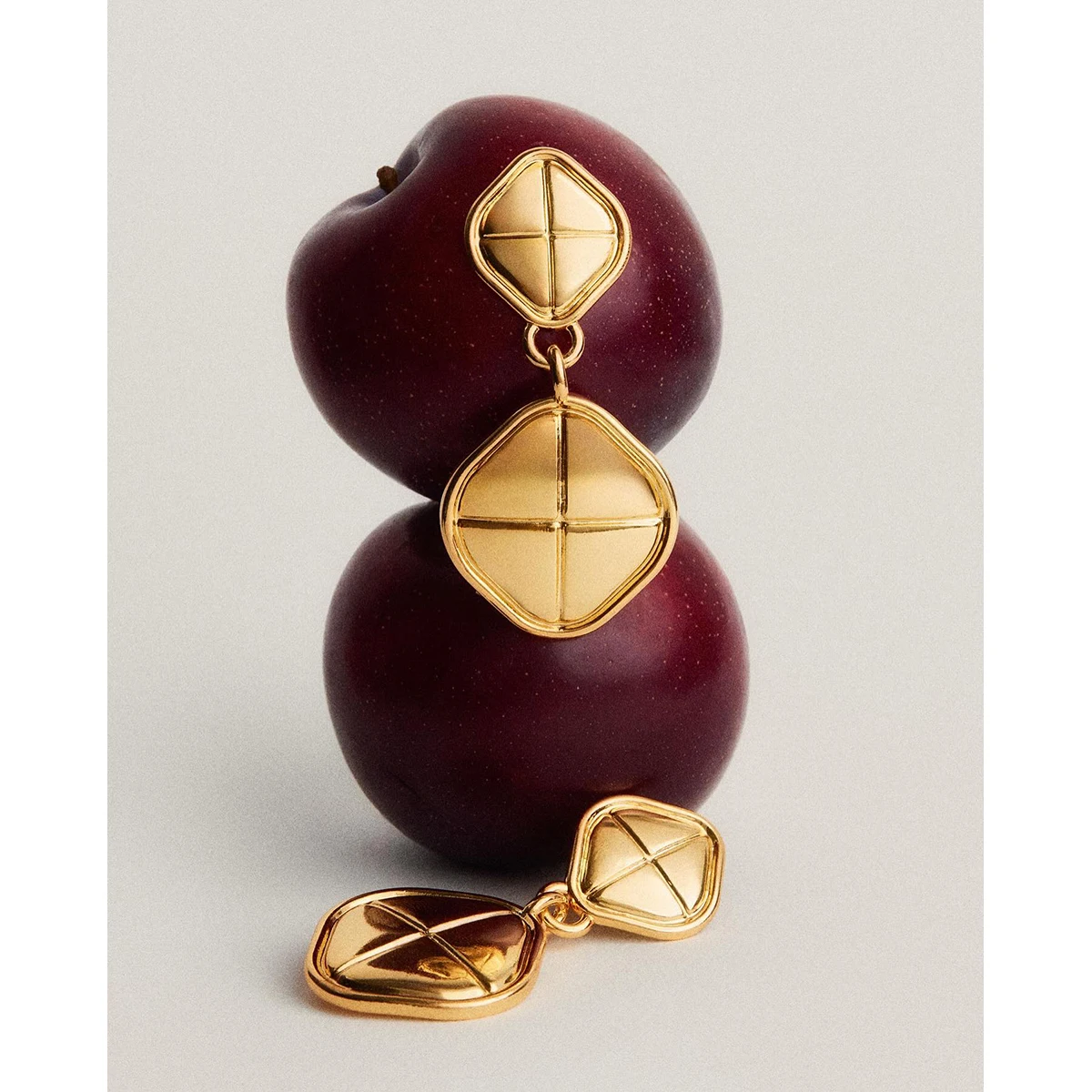 Stainless Steel Alma Drop Earrings Model JDEW2408022 5 Stainless Steel Alma Drop Earrings Model JDEW2408022 - Image 5