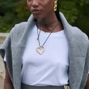 Aaed229b6f4fc4e118c14a1ced9e75586t