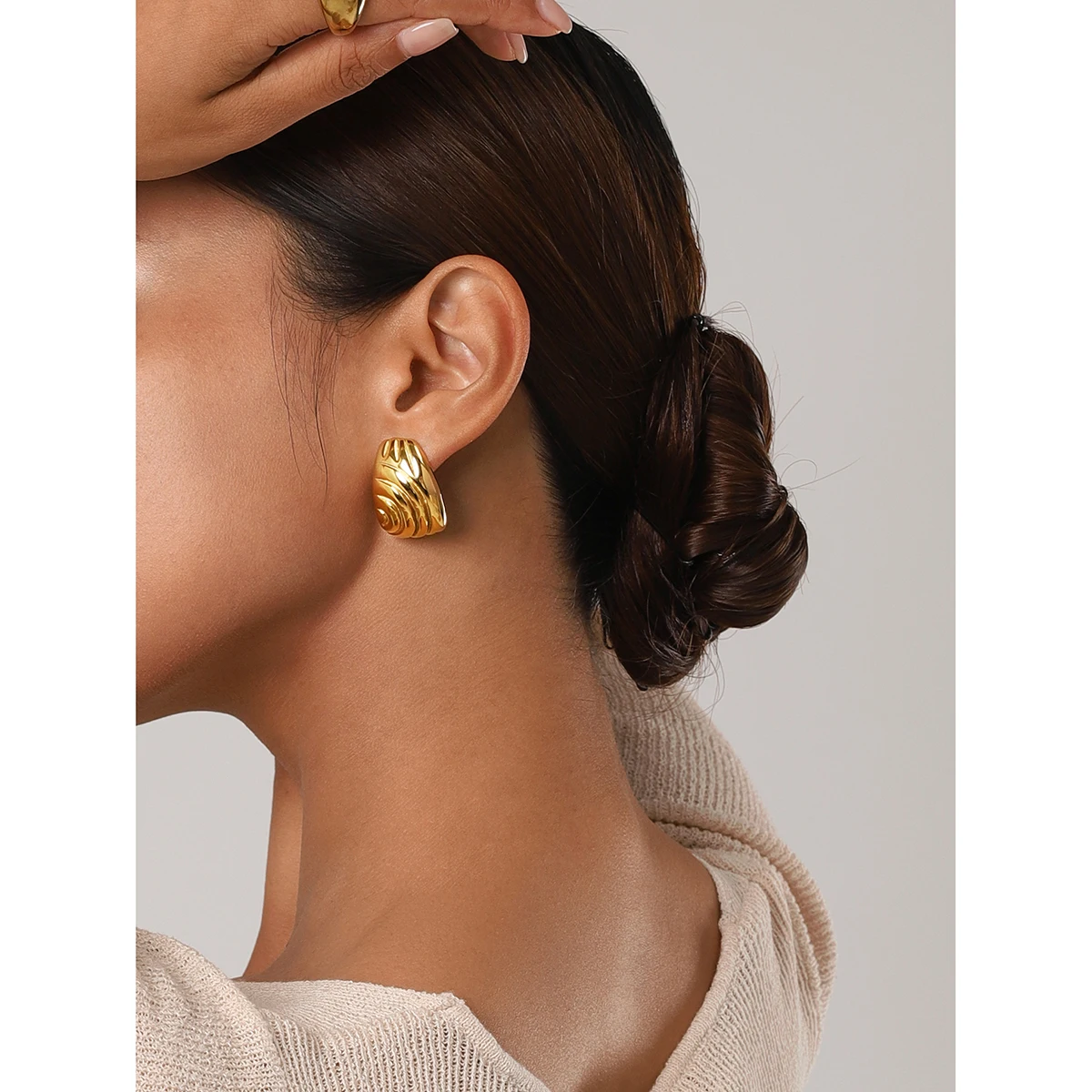 Stainless Steel Geometric Gold Earrings 2 Stainless Steel Geometric Gold Earrings - Image 2