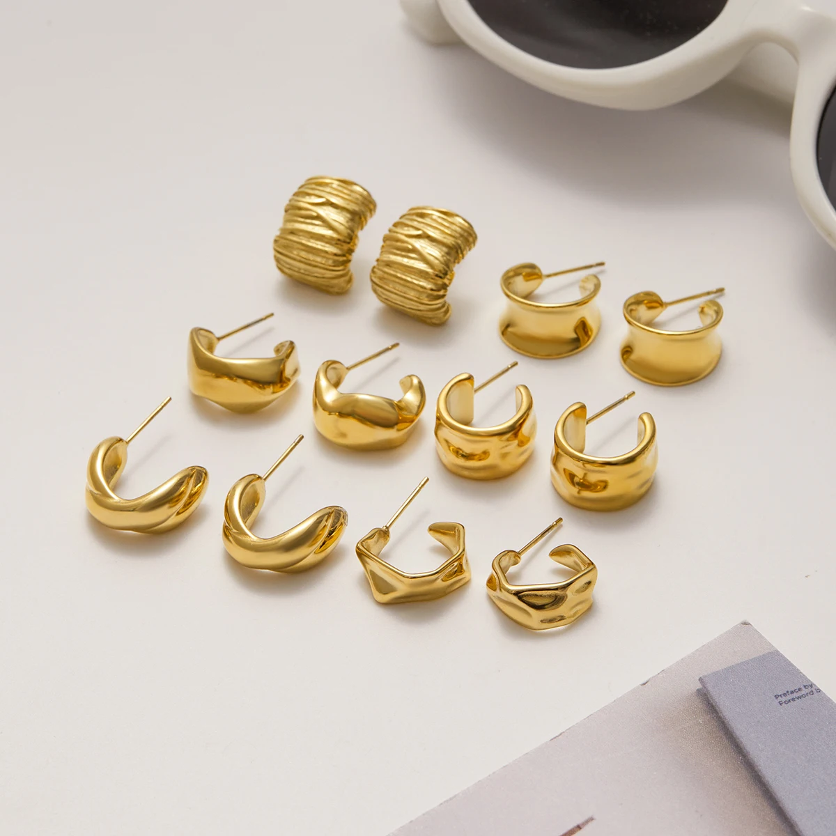 Modern Stainless Steel Gold Earrings JDE0305032 4 Modern Stainless Steel Gold Earrings JDE0305032 - Image 4