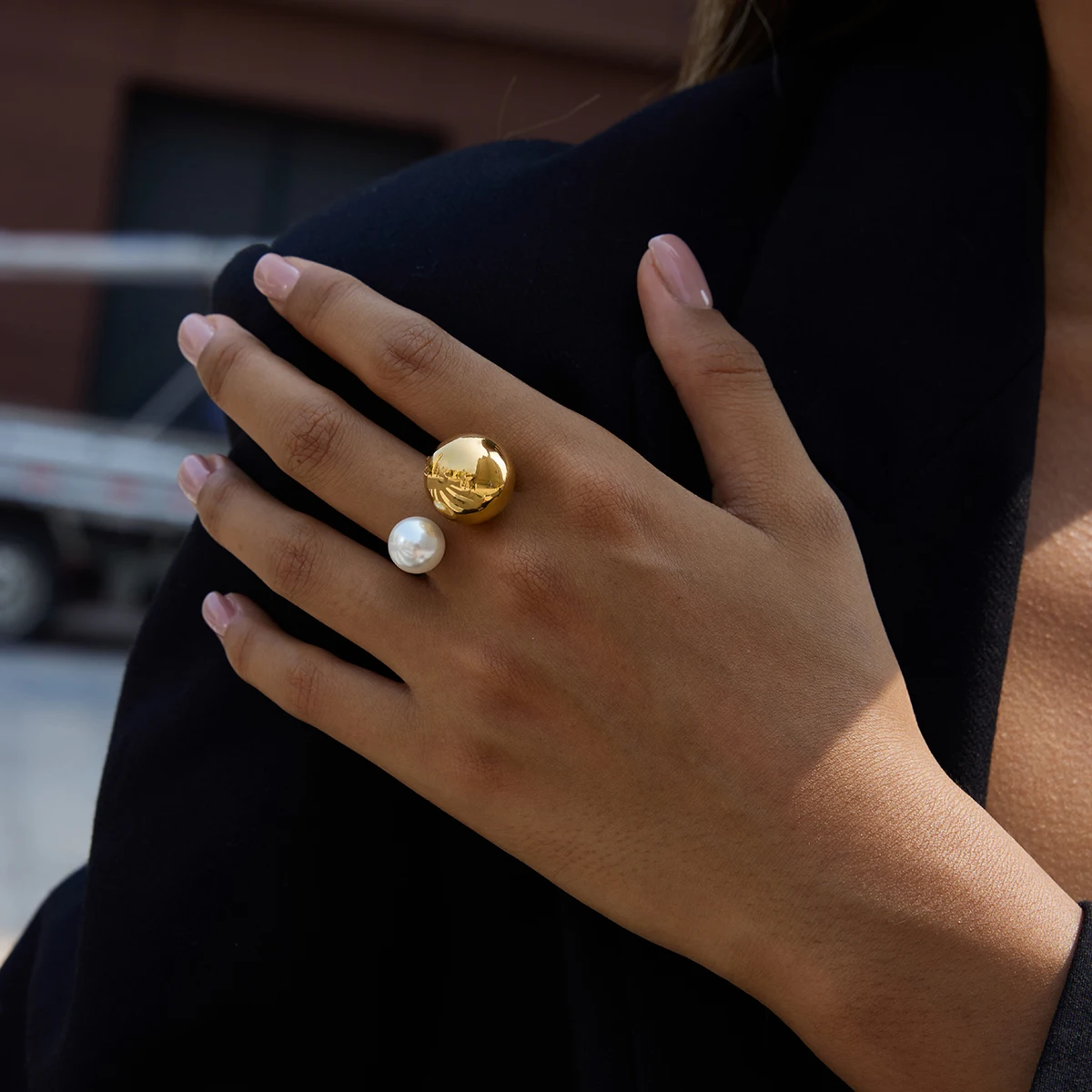 Open Women's Stainless Steel Gold Ring Set 3 Open Women's Stainless Steel Gold Ring Set - Image 3