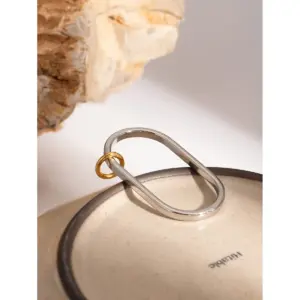 Afb5c16c7f1f74b6fadfb2a7bc098460eh