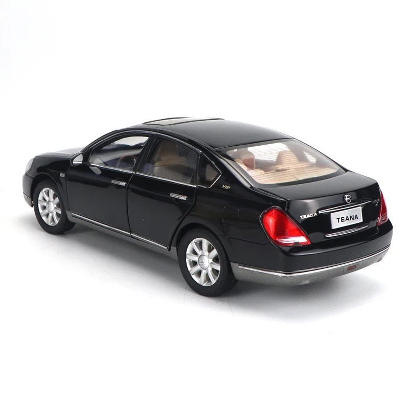 1:18 Scale Nissan Teana V6 Model Car 3 1:18 Scale Nissan Teana V6 Model Car - Image 3