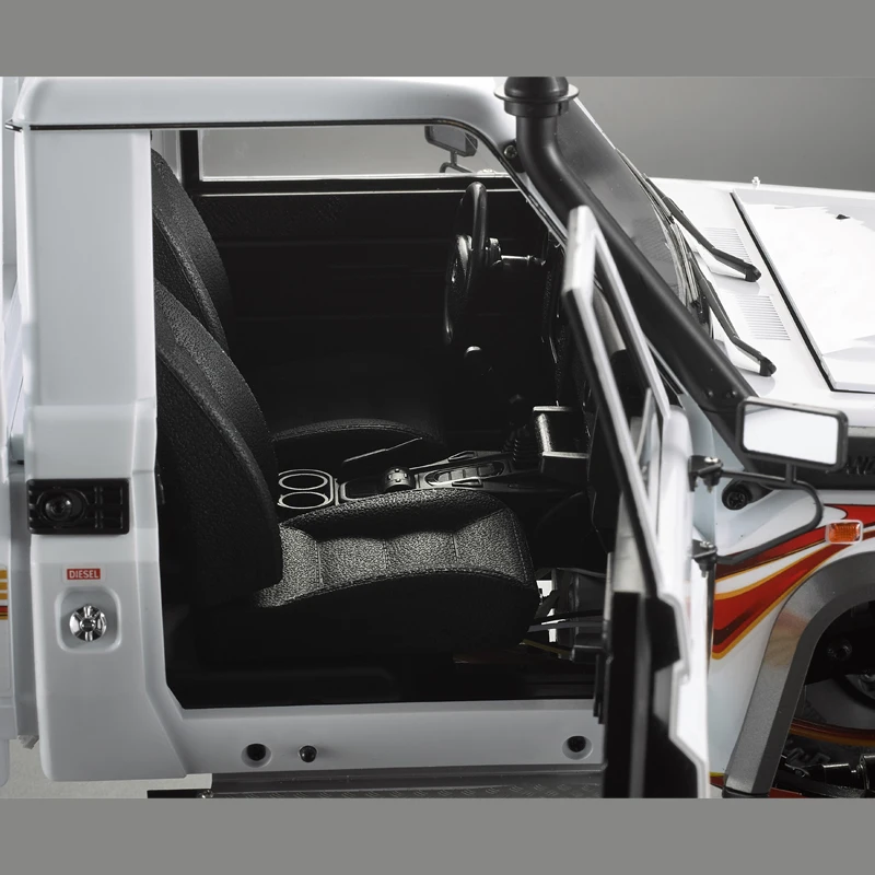 RC Cockpit Set for Toyota Land Cruiser 70 4 RC Cockpit Set for Toyota Land Cruiser 70 - Image 4