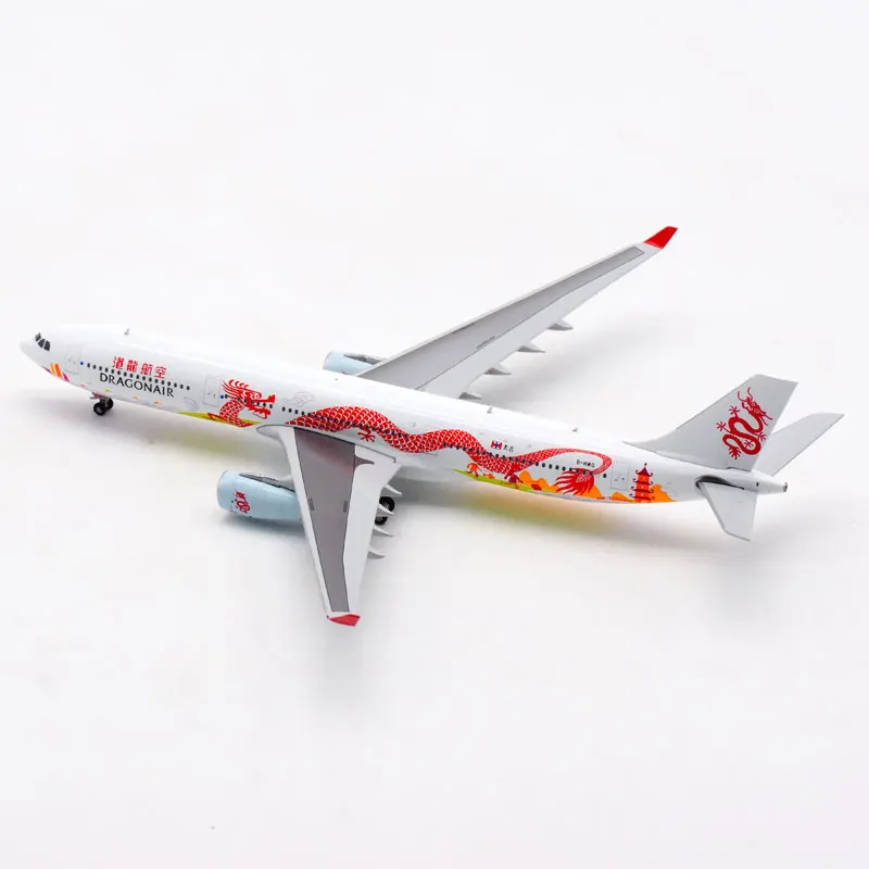 Vibrant 1/400 Airbus A330-300 B-HWG Model 2 Vibrant 1/400 Airbus A330-300 B-HWG Model - Image 2