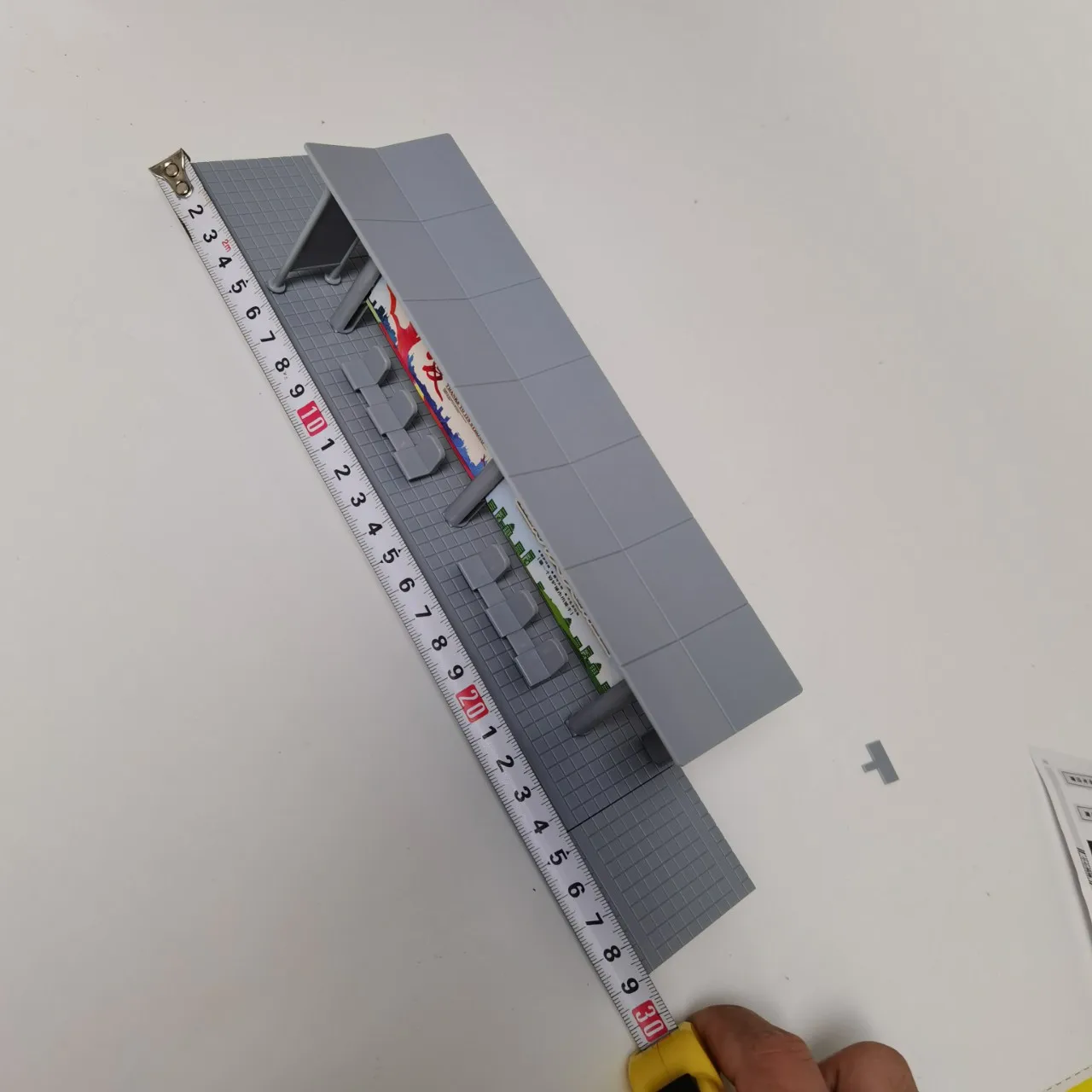 Miniature 1/64 Modern Bus Station Model 5 Miniature 1/64 Modern Bus Station Model - Image 5