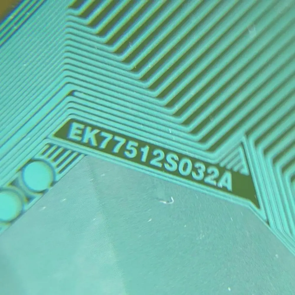 EK77512S032A LCD Driver IC for TVs 2 EK77512S032A LCD Driver IC for TVs - Image 2