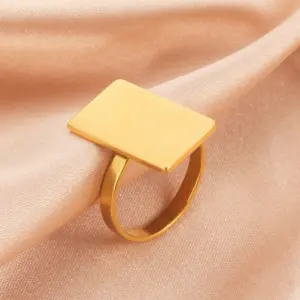 Elegant Geometric Gold-Plated Ring for Women 9 H350f92b37f1b47fba44a879b4a94edf7e