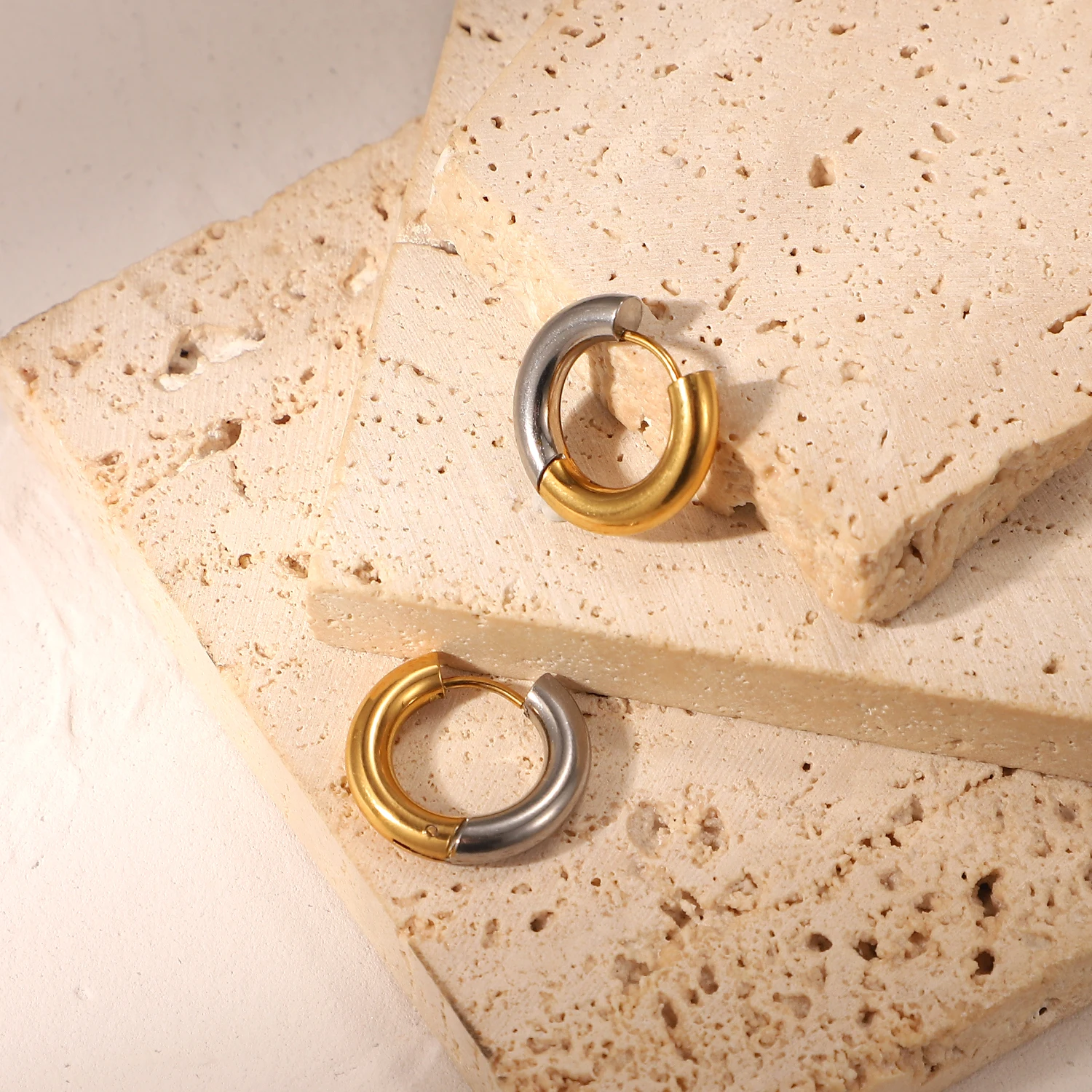 Stainless Steel Gold Hoop Earrings 18.9mm 3 Stainless Steel Gold Hoop Earrings 18.9mm - Image 3