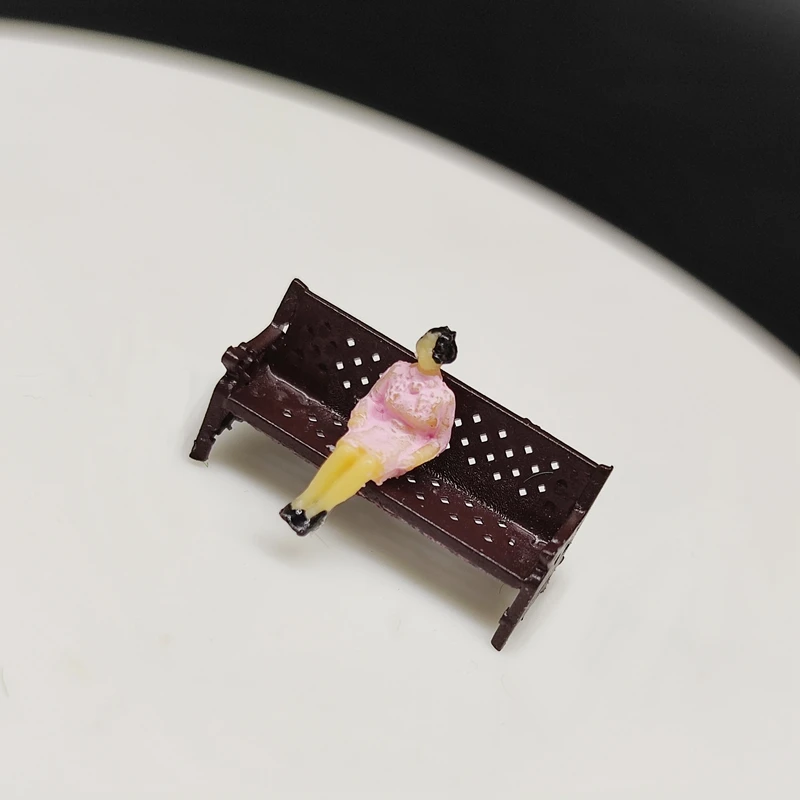 Miniature HO Scale Park Benches with Lamp Post 4 Miniature HO Scale Park Benches with Lamp Post - Image 4