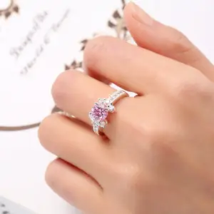 Elegant Women's Cubic Zirconia Ring in Silver 14 H3d70e64b8cc64255a08580974b839233x