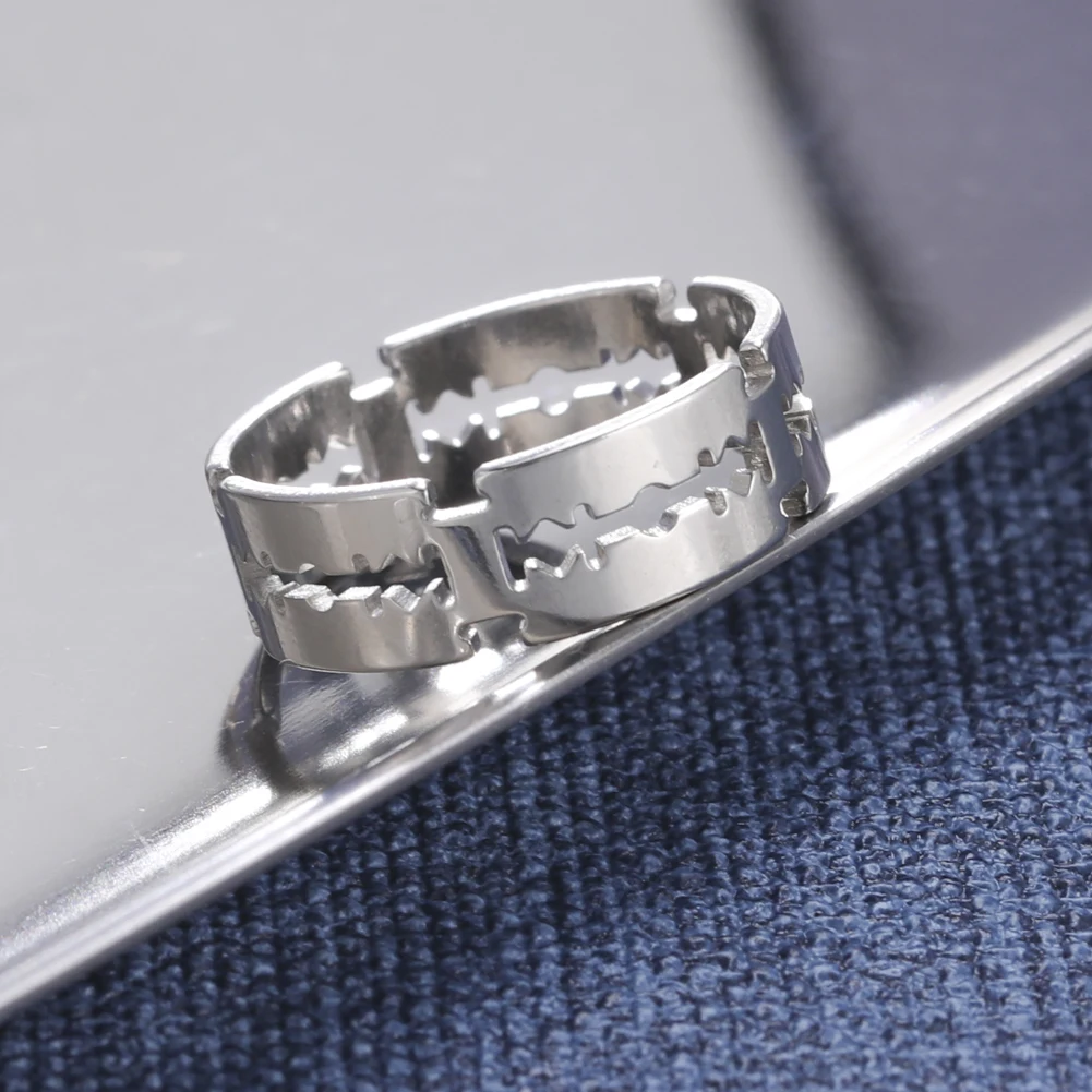 Modern Stainless Steel Blade Ring for Men and Women 2 Modern Stainless Steel Blade Ring for Men and Women - Image 2