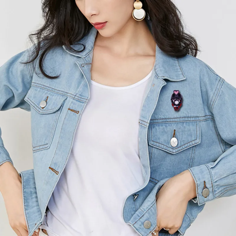 Horror-Inspired Copper Brooch with Gas Mask Design 5 Horror-Inspired Copper Brooch with Gas Mask Design - Image 5