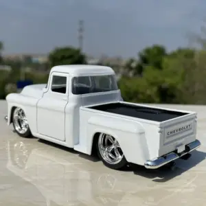 Vintage 1/32 Scale Pickup Truck Model 10 H4bc47045d09947be975cda7b1a1c0220i