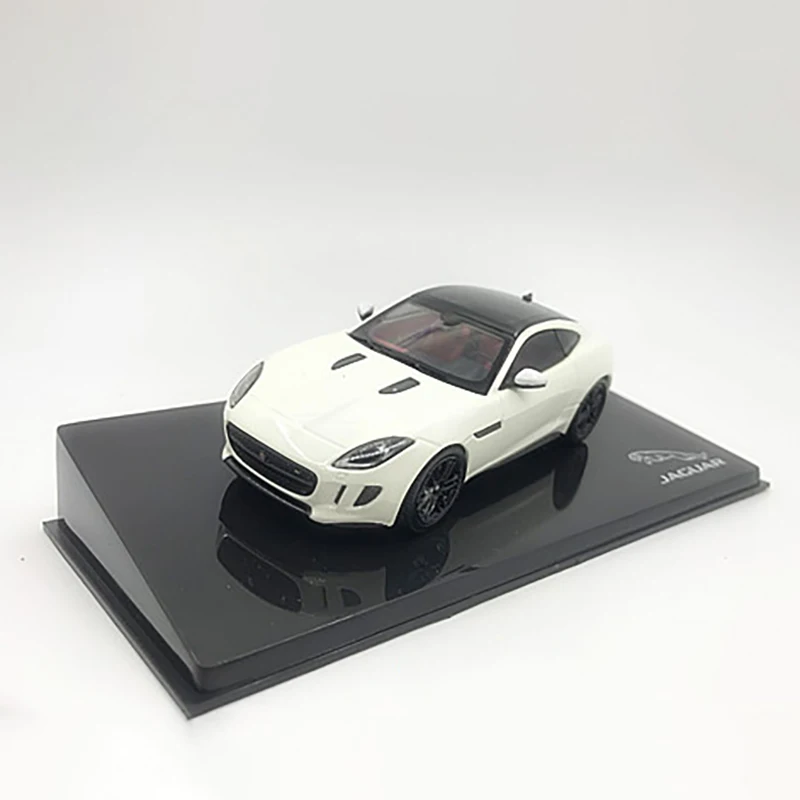 White Jaguar F-Type R 1:43 Scale Diecast Model 2 White Jaguar F-Type R 1:43 Scale Diecast Model - Image 2