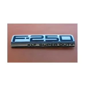 F-250 XLT Super Duty Badge in Chrome and Black 15 H4d5666de9e1743fb9cebc725b0c40721j