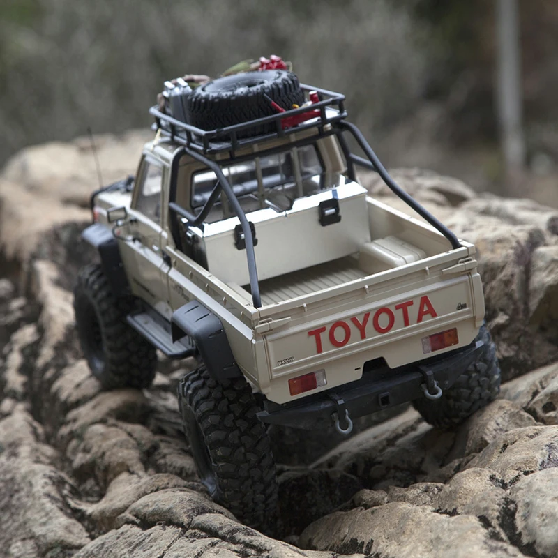 RC Toyota Land Cruiser Pedal Set for Traxxas TRX-4 4 RC Toyota Land Cruiser Pedal Set for Traxxas TRX-4 - Image 4