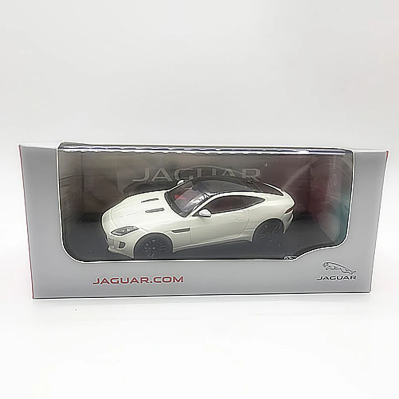 White Jaguar F-Type R 1:43 Scale Diecast Model 4 White Jaguar F-Type R 1:43 Scale Diecast Model - Image 4
