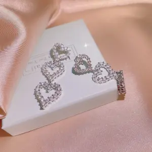 H5f7edc74000d48a384593f7e1a0f6016r