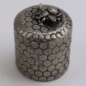 H6e76b0efaf7d459a8aec672f9f782487z