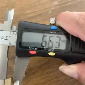 High-Quality Brass Nut for Electric Bass Guitars 13 H85766d82cc7647138ac06607b4c67793C