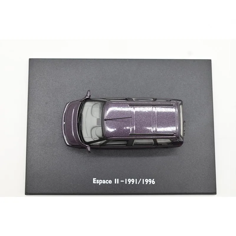 Espace II 1:43 Diecast Model Car 3 Espace II 1:43 Diecast Model Car - Image 3